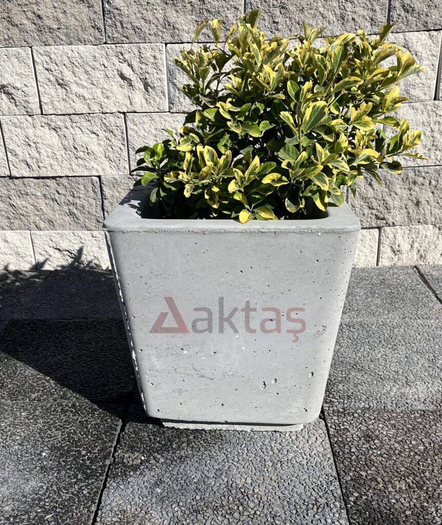 mix beton kare saksı, kare saksı, dış mekan saksısı, 40x40x44 saksı